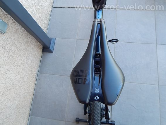 Beau Gravel Nakamura Allroad Team carbone T.L - 11