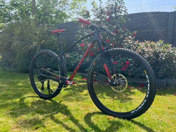 VTT mondraker podium carbone  - 2