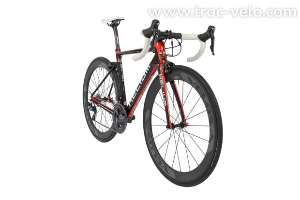 HELIUM PROTEAM ULTEGRA 11V AERO 2024 - 2