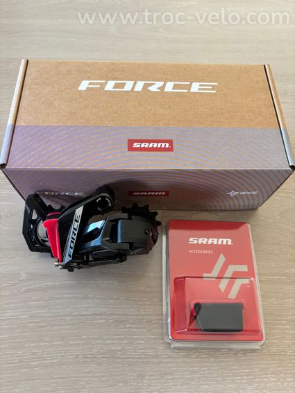 Dérailleur SRAM FORCE AXS 12 V neuf + batterie