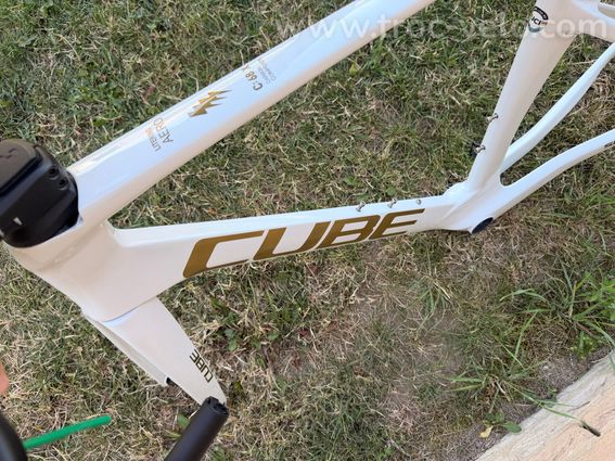 Cadre cube aéro c68x - 7
