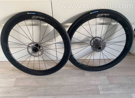 Roues zipp 303s neuves