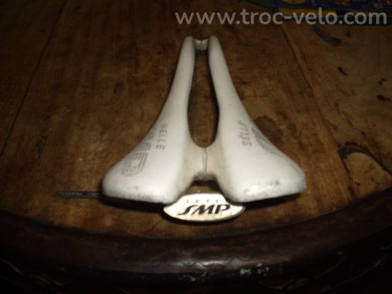 Selle SMP Evolution blanche proche du neuf + 2 autres - 6