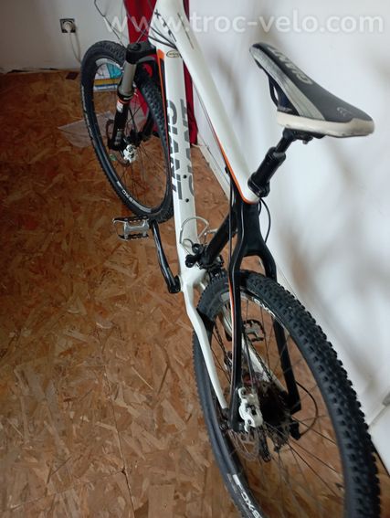 VTT Giant xtc carbone 2014 27,9 L .avec facture - 3