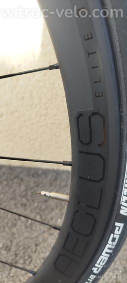 VELO GIANT TCR ADVANCED PRO 1 DISC Di2 12v - 5
