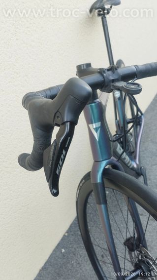 VELO GIANT TCR ADVANCED PRO 1 DISC Di2 12v - 6