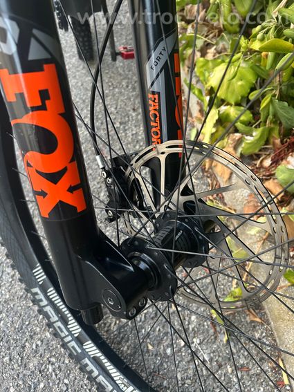 commencal suprême DH V4 - 6