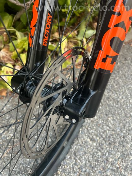 commencal suprême DH V4 - 10