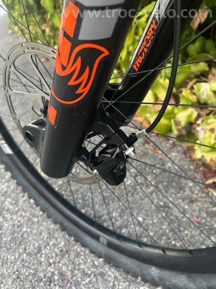 commencal suprême DH V4 - 11