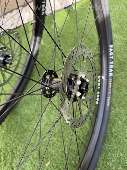 Roues VTT Specialized Alloy 29” – NEUVES – Tubeless Ready avec disques - 2