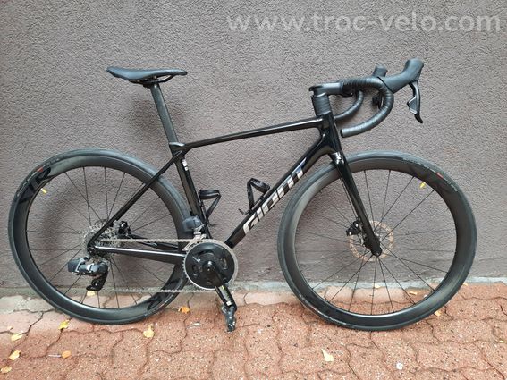 GIANT TCR ADVANCED PRO 1 AXS