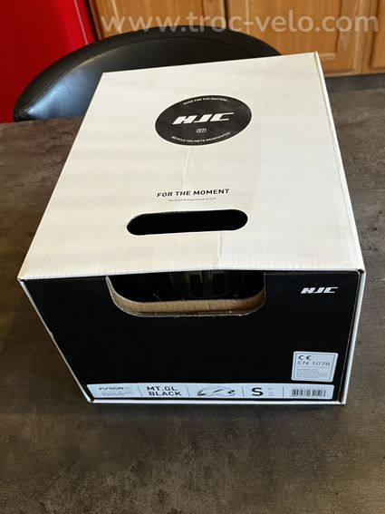 VEND CASQUE ROUTE FURION HJC 2.0 - 4