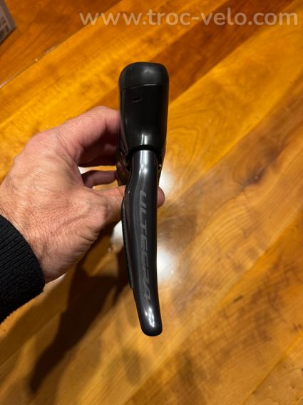 Paire de Leviers Ultegra Di2 12v - 6
