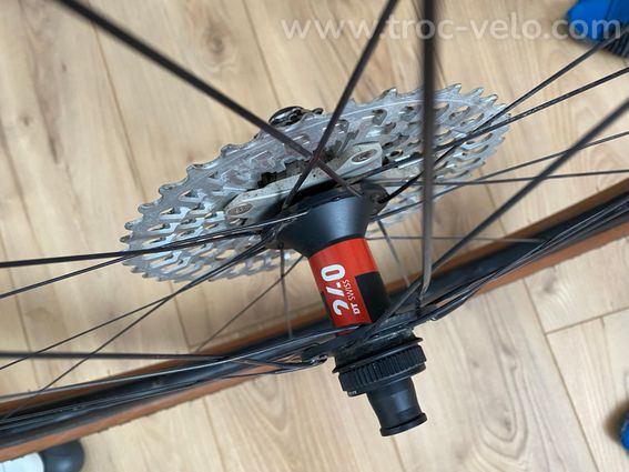 Roues artisanales mavic dt swiss 240 - 4