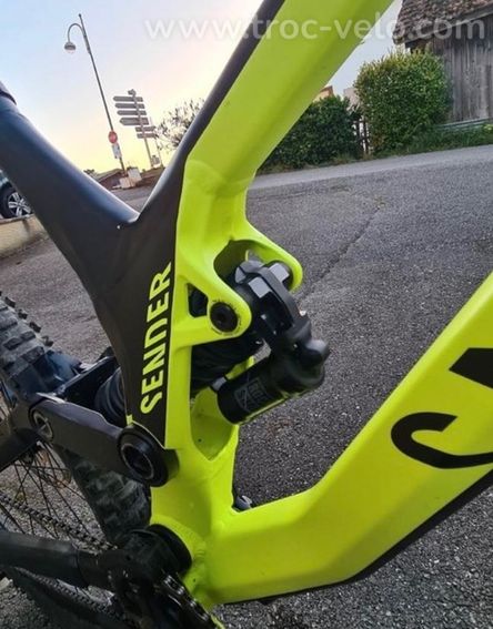 VTT DH Canyon - 2