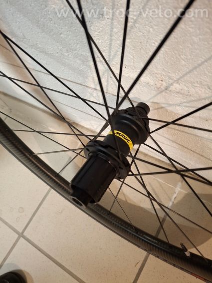 Mavic Cosmic SL45 Disc UST 2024 - 8