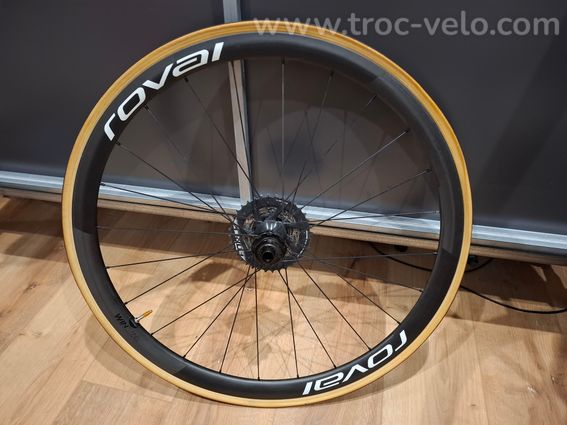 Roues Roval Alpinist CLX 1 - CDR SRAM + K7 Sram FORCE + HOUSSES - 6