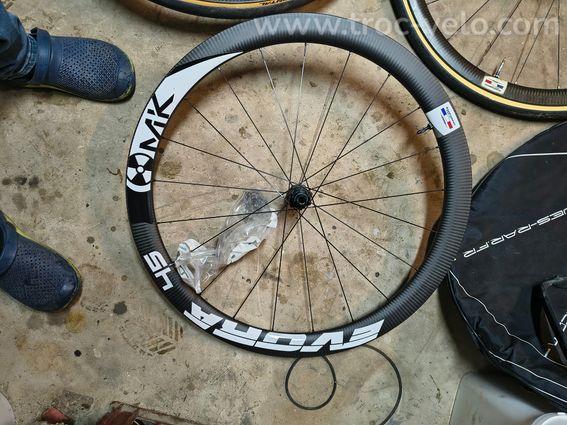 Makadamm lot evora 35 et 45 disque tubeless - 3