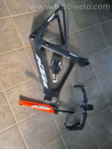 vends cadre ktm