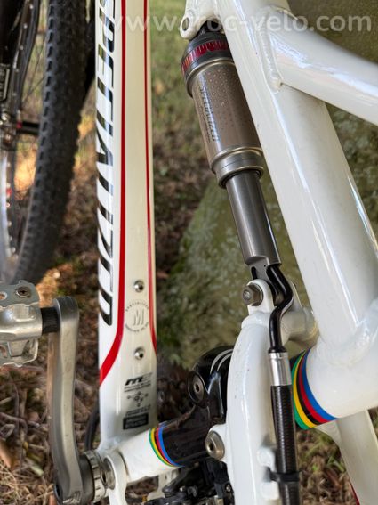 SPECIALIZED EPIC Expert – TAILLE M – 26” – 27 VITESSES - 7