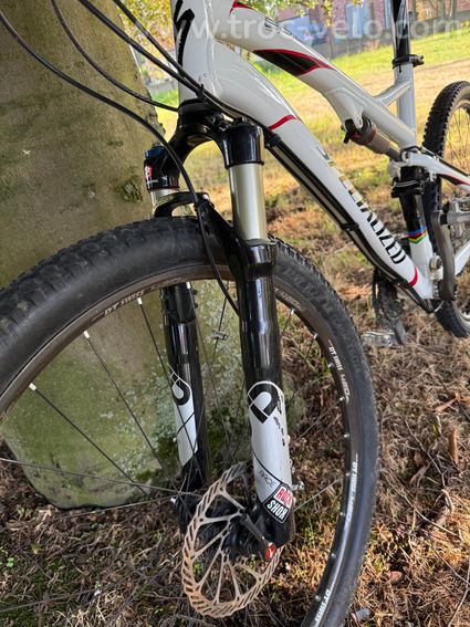SPECIALIZED EPIC Expert – TAILLE M – 26” – 27 VITESSES - 10