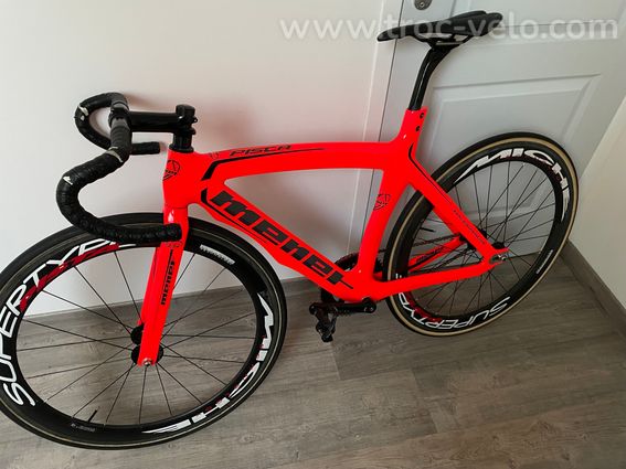 Vélo piste Menet - 3