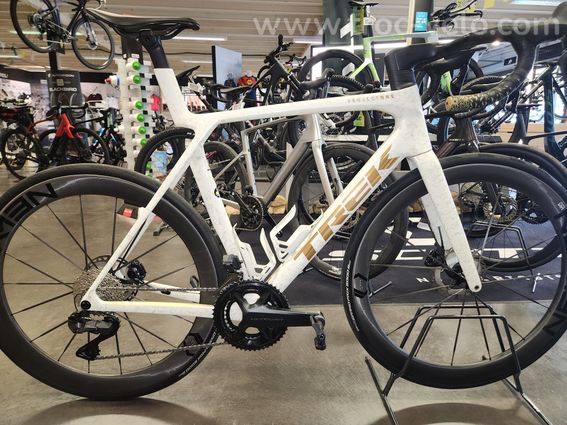 Trek Madone SLR7 2025