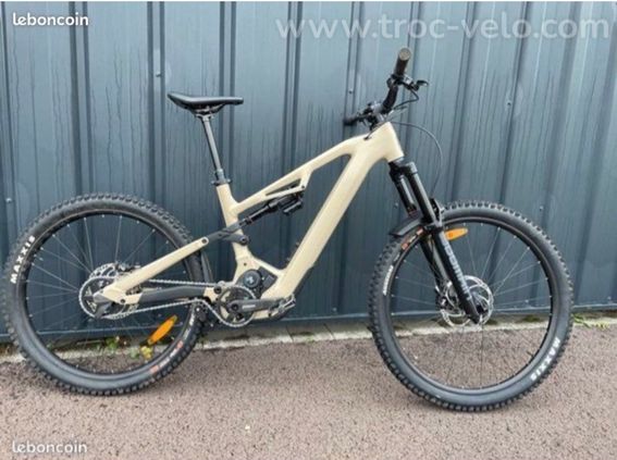 Moustache CLUTCH 160.7 L DUNE 2025