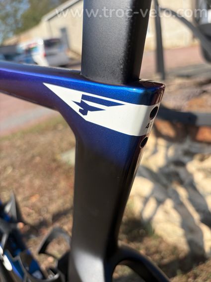 Pinarello Dogma F luxter blue shiny 57,5 - 12