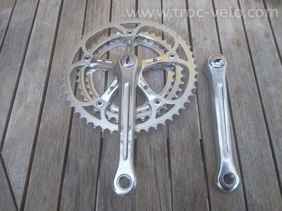 Pédalier STRONGLIGHT 106 triple plateaux  - 2