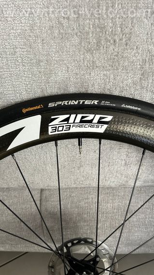 Roues zipp 303 Firecrest à boyau