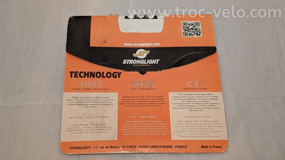 Plateau STRONGLIGHT 44 dents – 4 trous - diam 104mm - 3