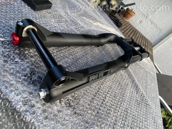 🥇 Fourche VTT DH / Freeride X Fusion RV1 HLR 200 mm 26 / 27.5 pouces neuve - 2