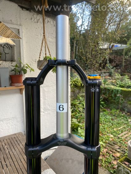 🥇 Fourche VTT DH / Freeride X Fusion RV1 HLR 200 mm 26 / 27.5 pouces neuve - 10