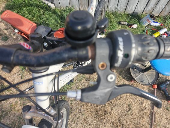 Vtt rockrider tout suspendu  - 10