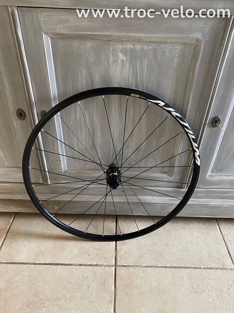 Roue arrière mavic aksium   - 1