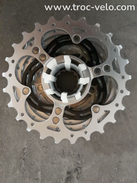 Cassette neuve Campagnolo Chorus 11V 11-25 - 2