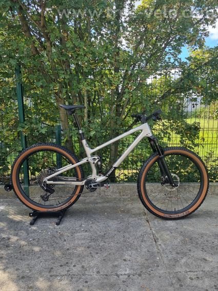 Trek Top Fuel 9.9 X0 2025