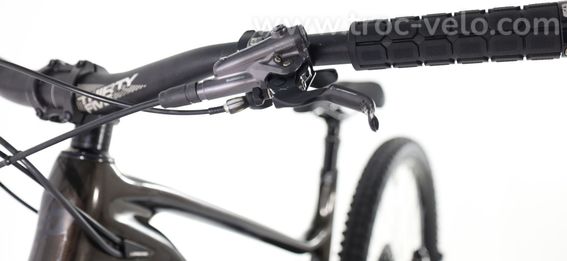 Produit Reconditionne    Vtt Lapierre Zesty Am Cf 8 9 2023    Etat  Correct - 10