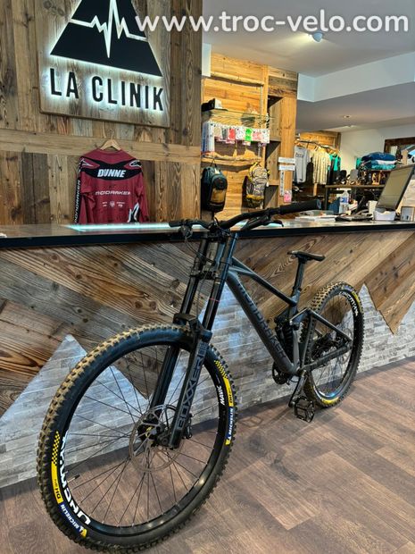  DH Mondraker Summum Mullet 2024 - 1