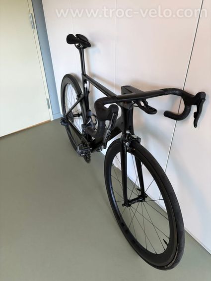 Canyon Aeroad CF SLX taille M - 2