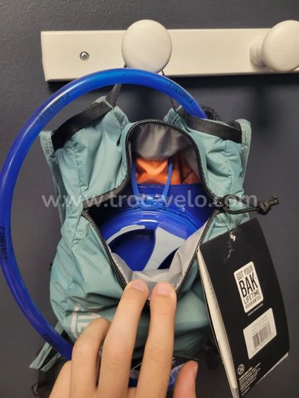 CamelBak Hydrobak Light – Sac D'hydratation Léger, Mixte Adulte, Avec Poche Sécurisée Et Porte-casque