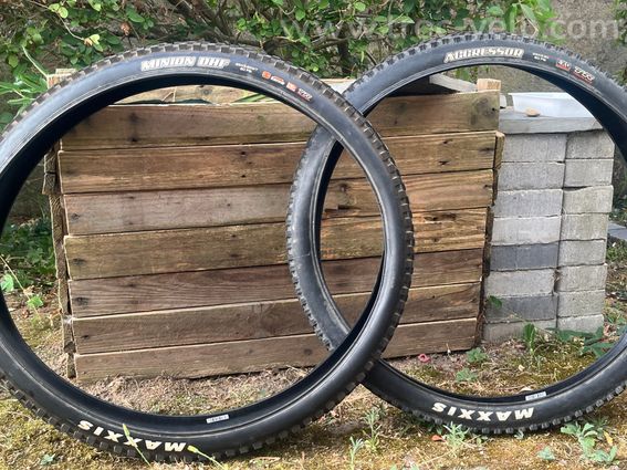 Pneus Maxxis DHF Aggressor