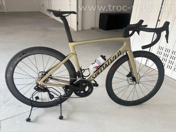 2025 Specialized Tarmac SL7 Comp - Shimano 105 Di2