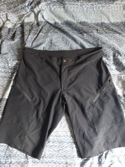 Short VTT Rivelo Honister MTB Short - Taille L - Excellent état