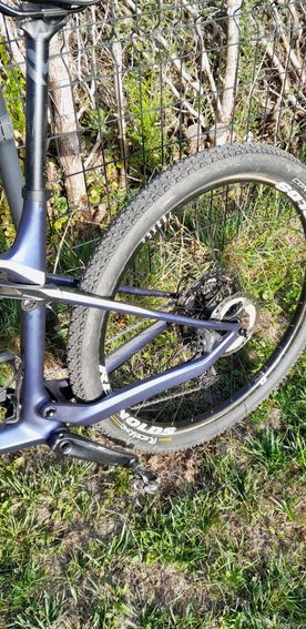 VTT   Canyon Lux CF 7 taille M - 7