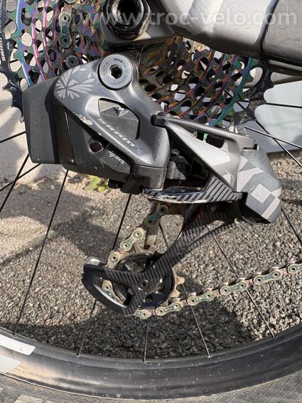 Meta TR 29 2021 - Full AXS ENVE Chris King - Ex-team Commencal - 10
