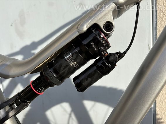 Meta TR 29 2021 - Full AXS ENVE Chris King - Ex-team Commencal - 12