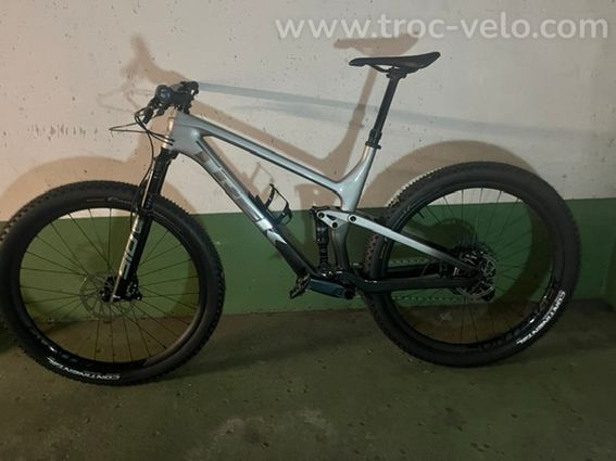 Trek top fuel 9.8 gx project one xl 2024 - 2