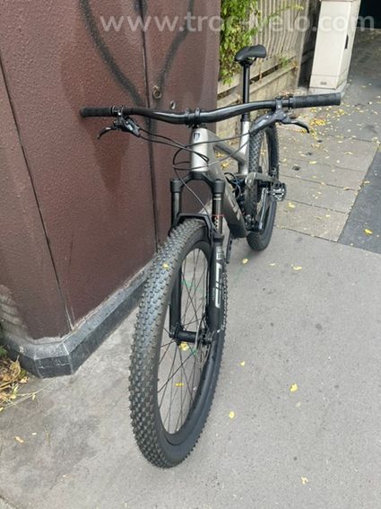 Trek top fuel 9.8 gx project one xl 2024 - 9